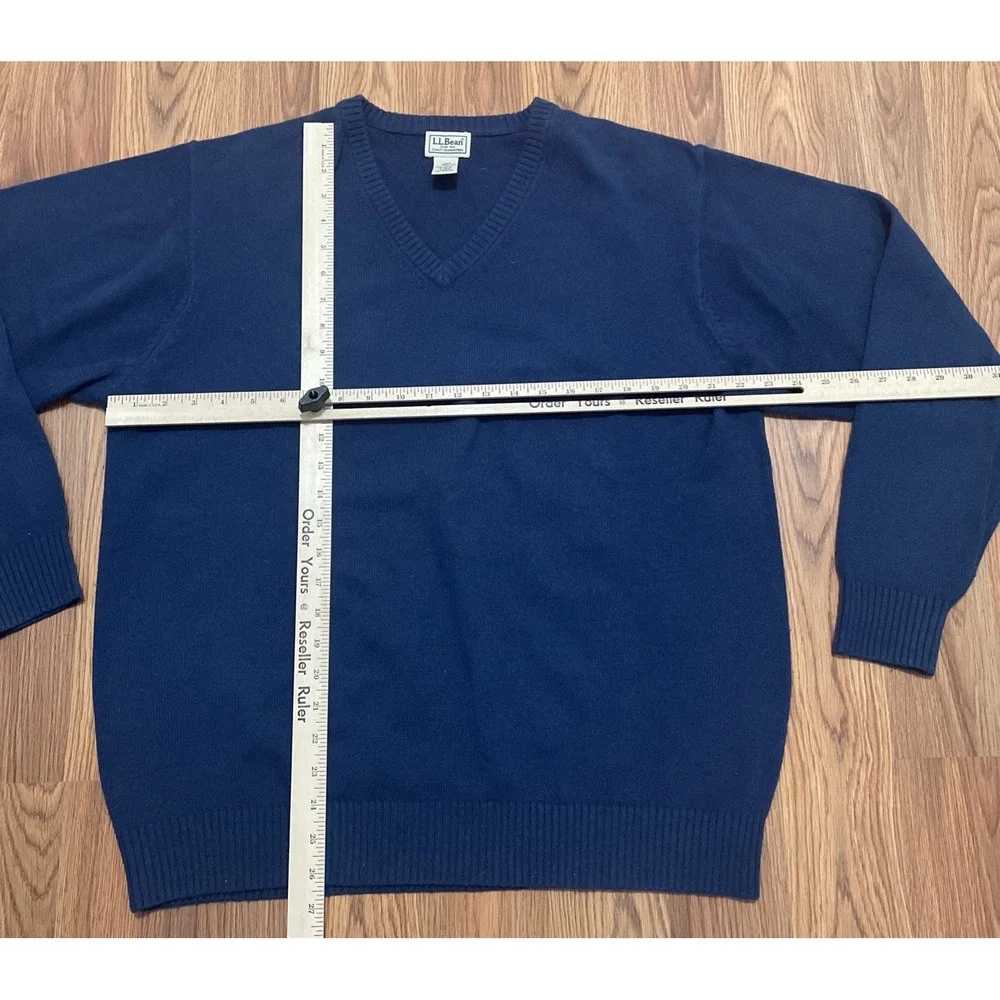 L.L. Bean Sweater Mens Large Tall Lambswool V-Neck Navy Pullover